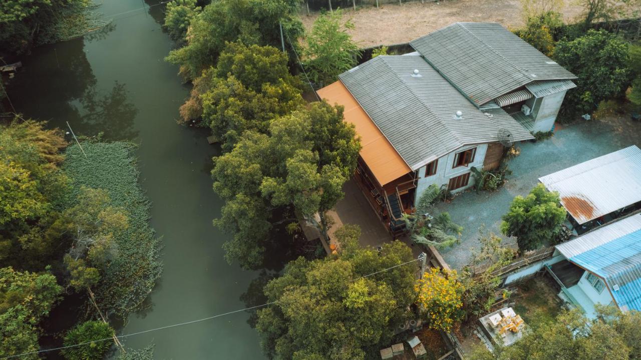 Banmai87 Guest House บ้านไม้87 เกสต์เฮ้าส์ Phra Nakhon Si Ayutthaya Exterior foto